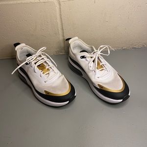 Nike Air Max in White, Gold & Charcoal